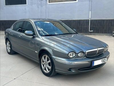 Usado Jaguar X-type Executive 130 CV (95 kW) 2004 Azul Berlina