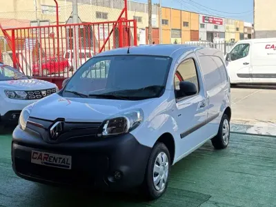 Usado Renault Kangoo 44 kW (60 CV) 2019 Blanco Monovolumen