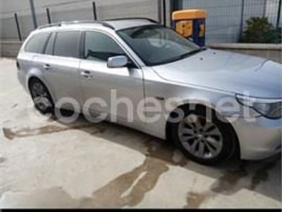 Gris / plata Usado 2005 BMW 530 Familiar | 4900 € (Super precio)