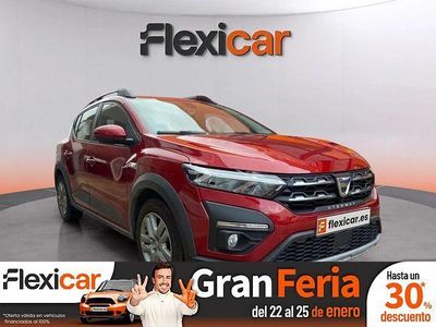 Usado Dacia Sandero Comfort 101 CV (74 kW) 2022 Rojo Berlina