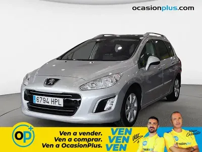 Usado Peugeot 308 SW Active 112 CV (82 kW) 2013 Gris / plata Familiar