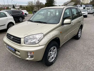 Usado Toyota RAV4 Sol 150 CV (110 kW) 2002 Beige SUV