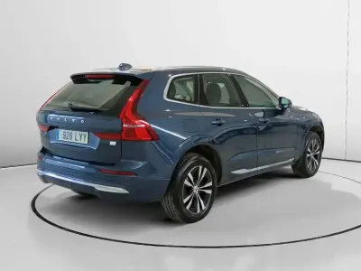 Usado Volvo XC40 Core 253 CV (186 kW) 2022 Azul SUV