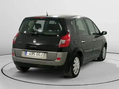 Usado Renault Scenic E-Tech Dynamique 106 CV (77 kW) 2008 Negro
