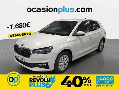 Usado Skoda Fabia Selection 95 CV (69 kW) 2024 Blanco Berlina
