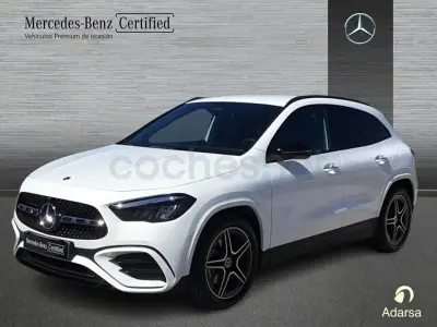 Usado Mercedes GLA200 150 CV (110 kW) 2025 Blanco polar SUV