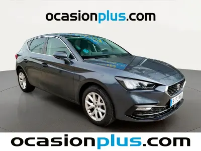 Usado Seat Leon Style 116 CV (85 kW) 2025 Gris Monovolumen