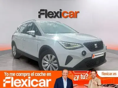 Usado Seat Arona Style 115 CV (84 kW) 2024 Blanco SUV