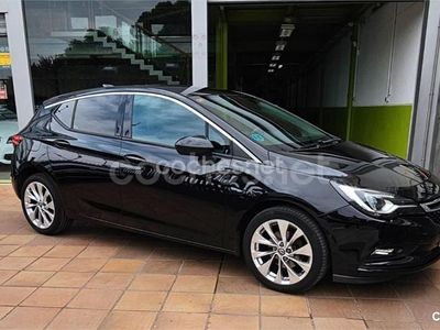 Usado Opel Astra Excellence 110 CV (80 kW) 2017 Negro Berlina