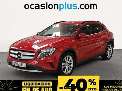 Rojo Usado 2017 Mercedes GLA200 Urban SUV | 18.750 € (Precio justo)