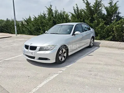 Usado BMW 318 122 CV (89 kW) 2007 Gris / plata Berlina