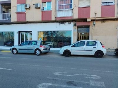 Usado Renault Clio IV 75 CV (55 kW) 2012 Blanco Berlina