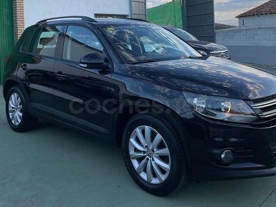Usado VW Tiguan 140 CV (102 kW) 2014 Negro SUV
