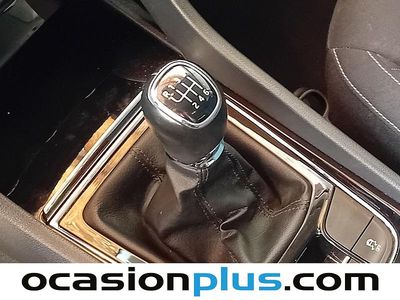 Usado Skoda Karoq 115 CV (84 kW) 2019 Gris / plata SUV