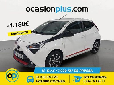 Blanco Usado 2021 Toyota Aygo X-play Utilitario | 12.990 € (Precio justo)