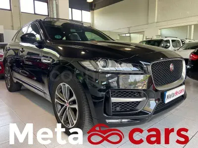 Usado Jaguar F-Pace R-Sport 300 CV (220 kW) 2018 Negro SUV
