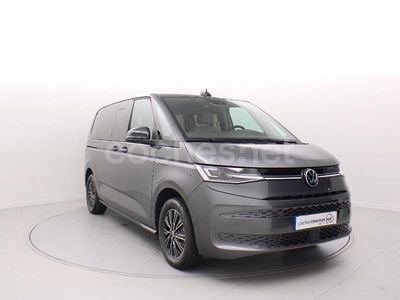 Gris / plata Usado 2025 VW Multivan Van | 63.590 €