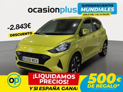 Usado Hyundai i10 63 CV (46 kW) 2024 Verde Utilitario