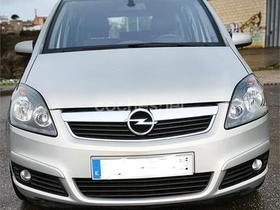 Usado Opel Zafira Cosmo 120 CV (88 kW) 2007 Gris / plata Monovolumen