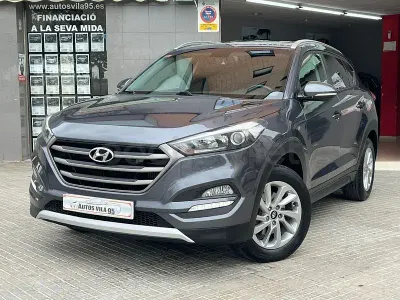 Usado Hyundai Tucson 115 CV (84 kW) 2017 Gris / plata SUV