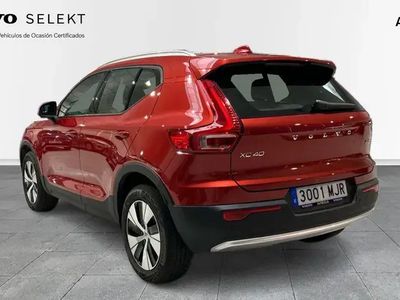 Usado 2023 Volvo XC40 Core SUV | 33.900 € (Un poco caro)