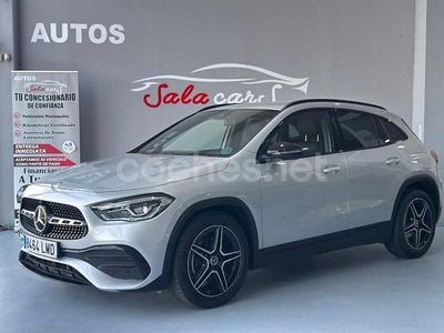 Gris / plata Usado 2021 Mercedes GLA200 SUV | 37.800 € (Un poco caro)