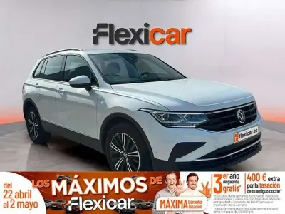 Używany VW Tiguan Life 245 KM (180 kW) 2023 Biały SUV