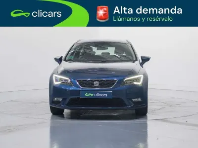 Usado Seat Leon ST Style 150 CV (110 kW) 2016 Azul Familiar