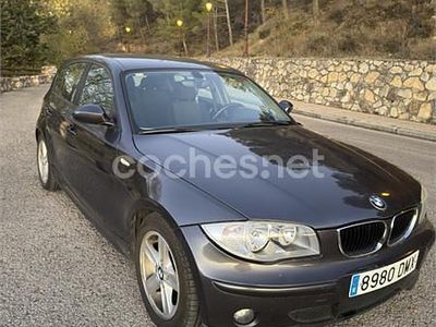 Gris / plata Usado 2005 BMW 120 Utilitario | 6000 € (Precio justo)