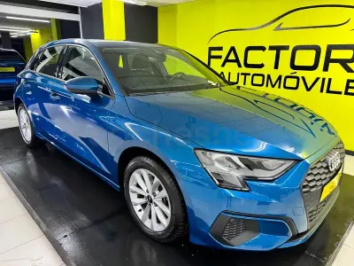Usado Audi A3 150 CV (110 kW) 2020 Azul Berlina