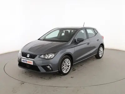 Usado Seat Ibiza Style 95 CV (69 kW) 2018 Gris Utilitario