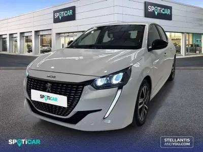 Usado Peugeot 208 Active 75 CV (55 kW) 2023 Blanco Utilitario