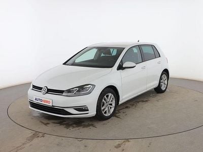 Blanco Usado 2018 VW Golf VII Advance Utilitario | 14.299 € (Precio justo)