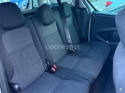 Usado Peugeot Partner Tepee Active 100 CV (73 kW) 2016 Blanco Monovolumen