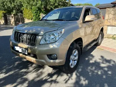 Usado Toyota Land Cruiser 173 CV (127 kW) 2010 Beige SUV