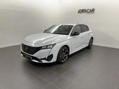 Używany Peugeot 308 Allure 145 KM (106 kW) 2025 Biały Sedan/Limuzyna