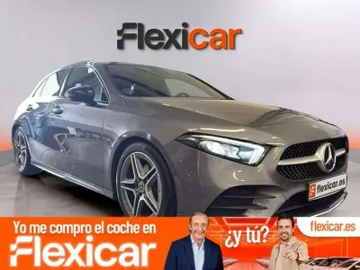 Usado Mercedes A180 116 CV (85 kW) 2018 Gris Berlina