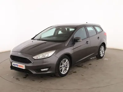 Usado Ford Focus Business Edition 125 CV (91 kW) 2016 Gris Familiar