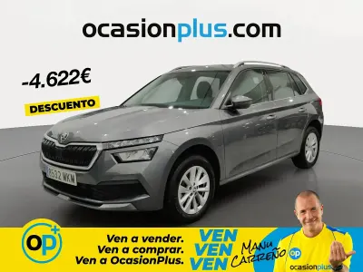 Usado Skoda Kamiq Ambition 110 CV (80 kW) 2023 Gris / plata SUV