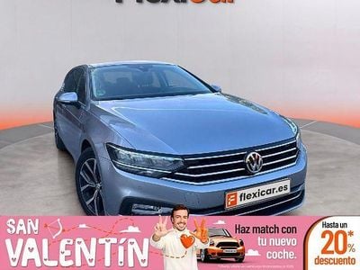 Usado VW Passat Executive 150 CV (110 kW) 2020 Gris Berlina