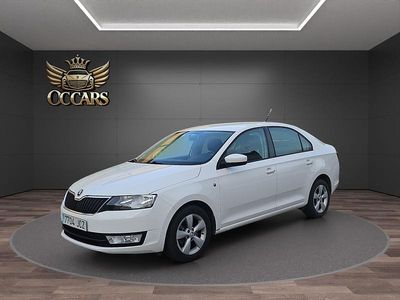 Usado Skoda Rapid Ambition 105 CV (77 kW) 2015 Blanco Utilitario