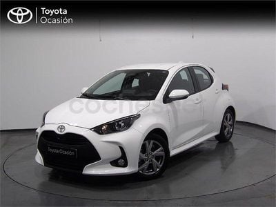 Usado Toyota Yaris Hybrid Active 116 CV (85 kW) 2025 Blanco Berlina