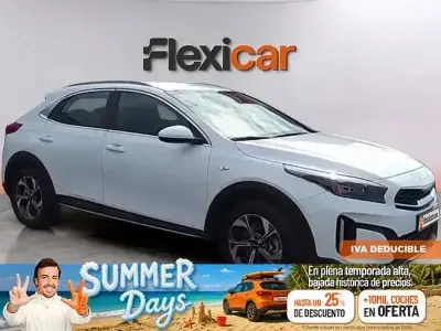 Usado Kia XCeed 100 CV (73 kW) 2024 Blanco SUV