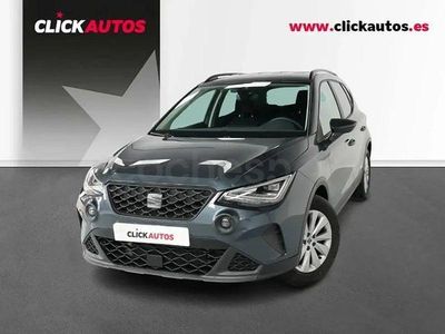 Usado Seat Arona Style 115 CV (84 kW) 2025 Gris / plata SUV