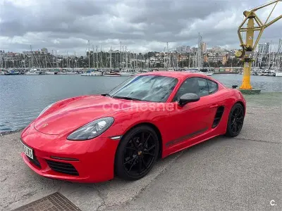 Usado Porsche 718 Cayman T 300 CV (220 kW) 2021 Rojo Coupe