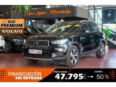 Usado Volvo XC40 Inscription 211 CV (155 kW) 2022 Negro SUV