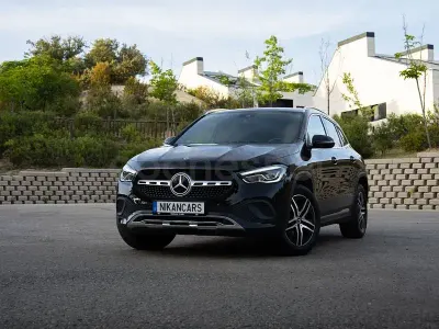 Usado Mercedes GLA250 224 CV (164 kW) 2021 Negro SUV