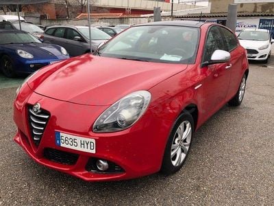 Usado Alfa Romeo Giulietta Progression 105 CV (77 kW) 2014 Granate Berlina