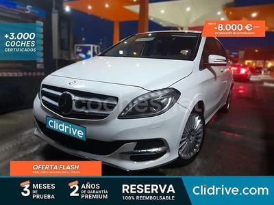 Usado Mercedes B200 156 CV (114 kW) 2014 Blanco Monovolumen
