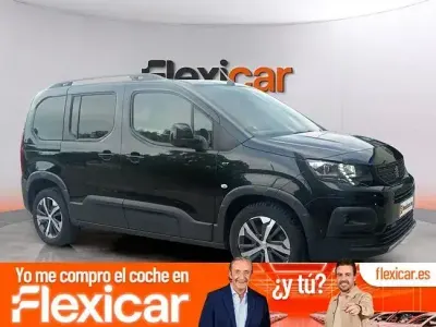Usado Peugeot Rifter GT 130 CV (95 kW) 2023 Gris Monovolumen